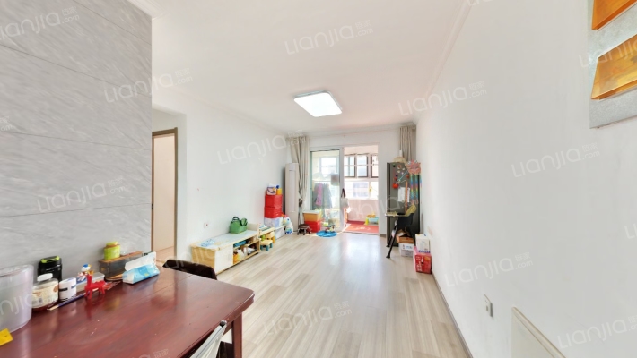 馨卫家园二手房实景图