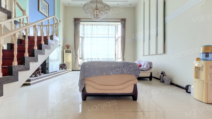 旌湖佳苑B区二手房实景图