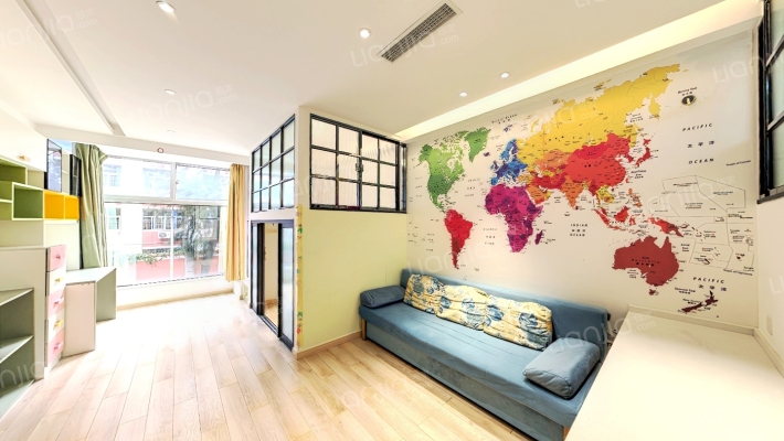 银行中心宾楼二手房实景图