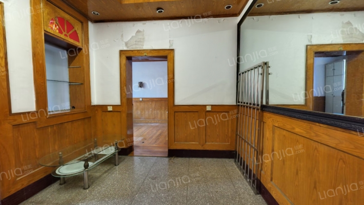 红旗北路121号二手房实景图