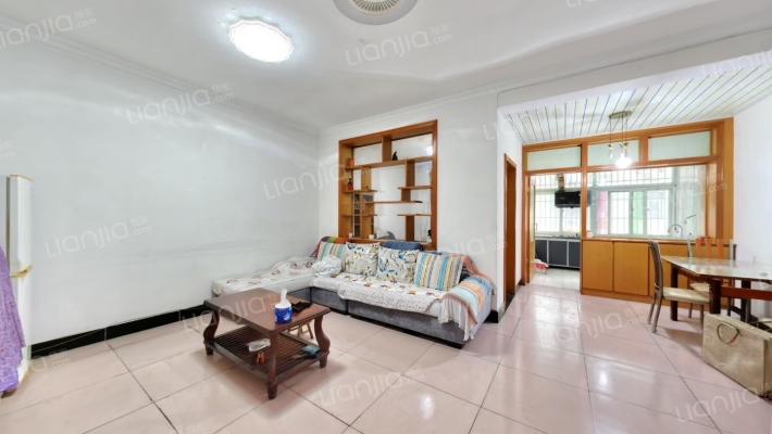 预制厂小区二手房实景图