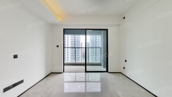 欢乐海岸天鹅堡二手房实景图