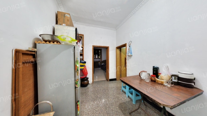 枝元村二手房实景图