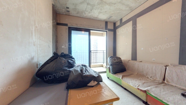 保利东郡二手房实景图