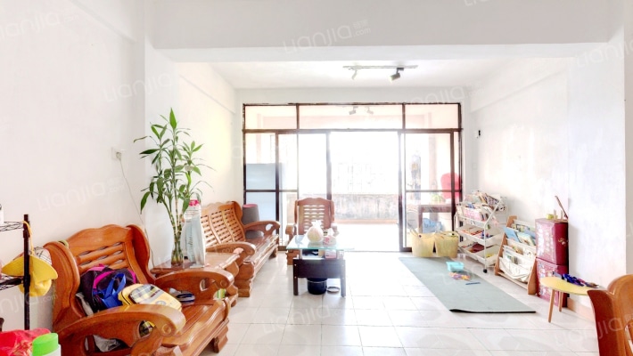 唐海楼二手房实景图