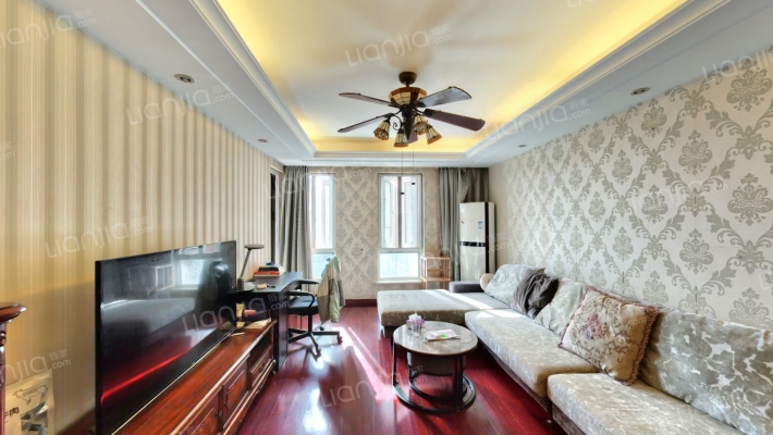 万科高尔夫城市花园二手房实景图