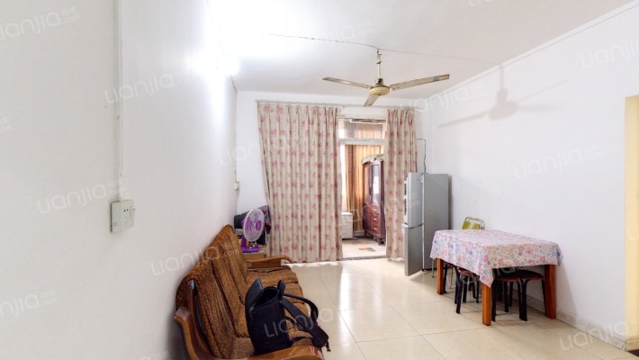 港兴小区二手房实景图