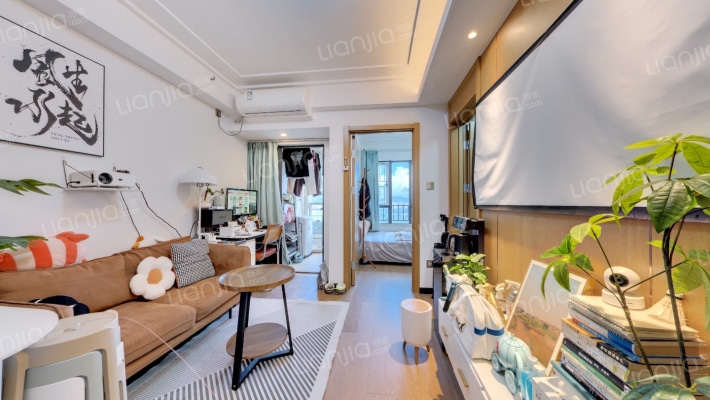 金地龙城中央三期二手房实景图