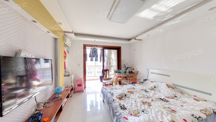 张南新村二手房实景图