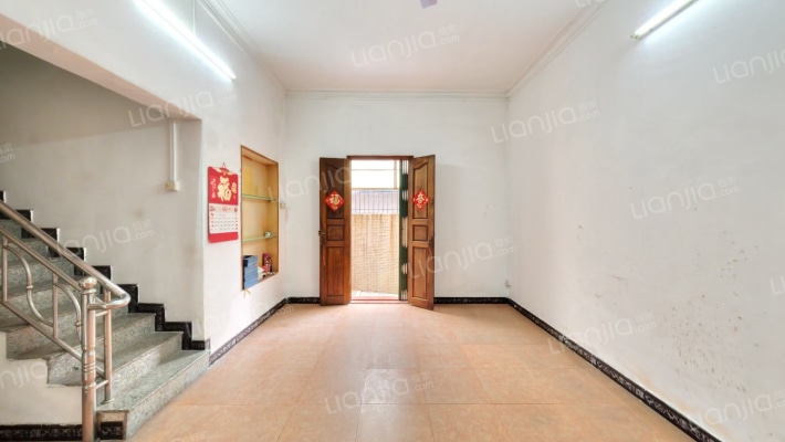 堑何路二手房实景图