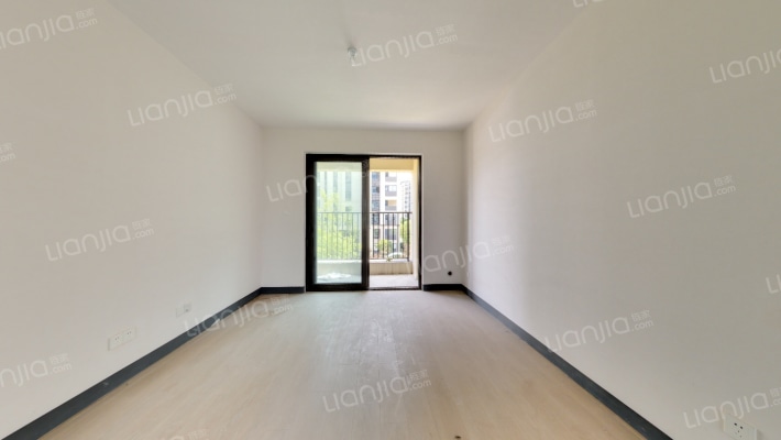 中海·寰湖时代二手房实景图