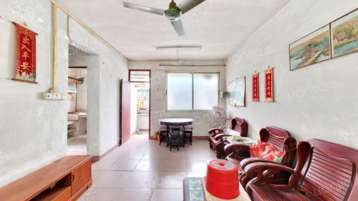 新桂楼二手房实景图