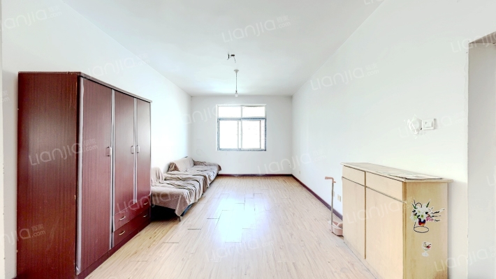 金土地小区二手房实景图