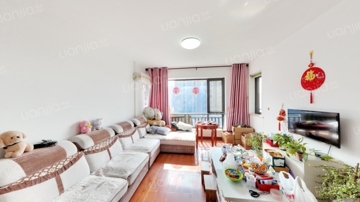 青山鹤岭二手房实景图