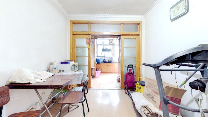 公园北路220二手房实景图