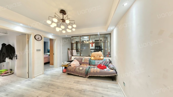 燕舞园4园二手房实景图