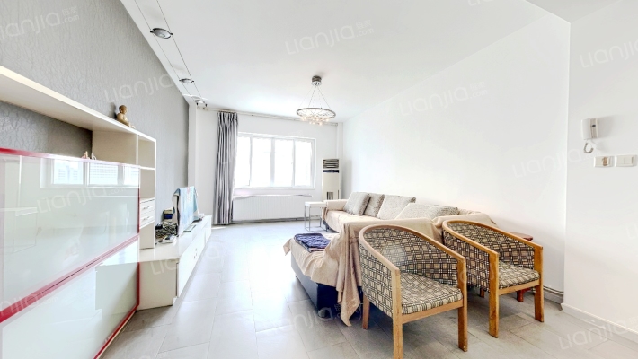 警卫营大厦二手房实景图