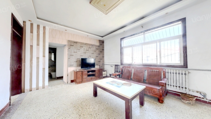 宾谷街631号二手房实景图