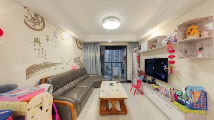 怡翠尊堤晖园二手房实景图