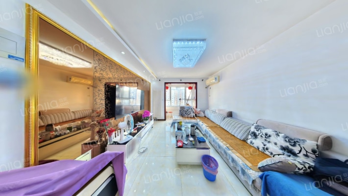 摩卡假日二手房实景图