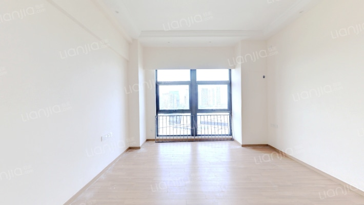 海伦堡·海铂中心二手房实景图