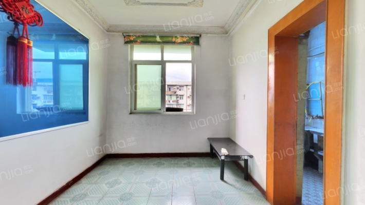 康寿社区二手房实景图