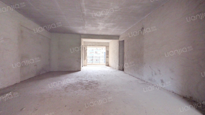 瑞和家园二期二手房实景图