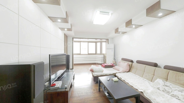 阳光花园二手房实景图