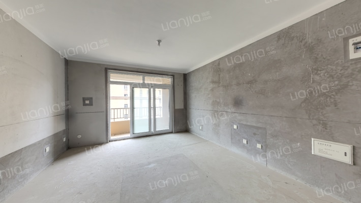 中杰花园西区二手房实景图