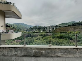 湿地公园旁 浅水湾 大露台 视野好，带车位出售