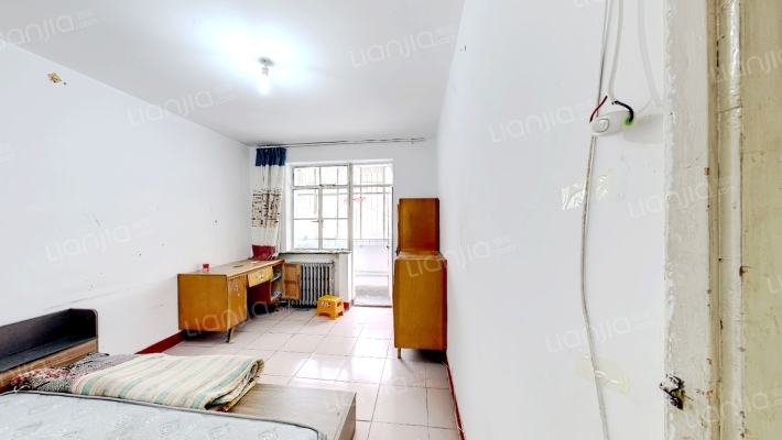 吴家园一毛厂家属院二手房实景图