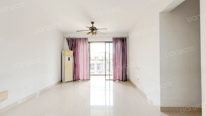 保利亚奥花园二手房实景图