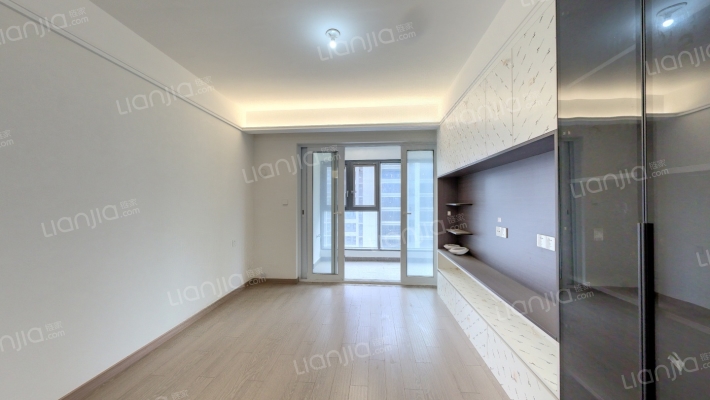 西岸春风二手房实景图