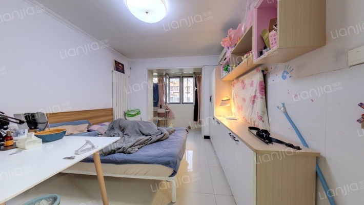 晓月苑三里二手房实景图