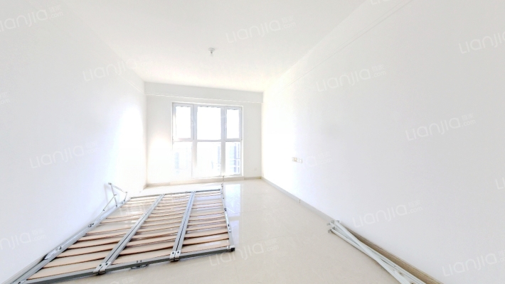 保利金香槟二手房实景图