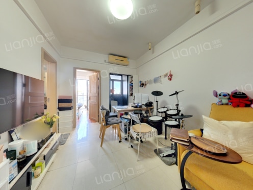 整租·海雅缤纷城 1室1厅 东南