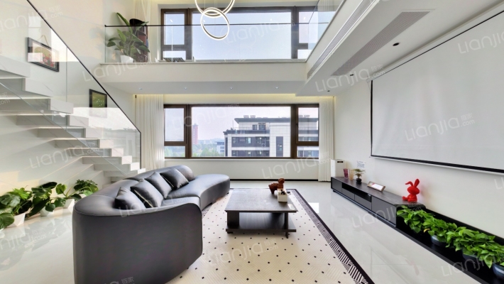 东华滨湖壹号院二手房实景图