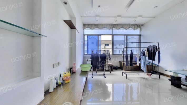 碧波花园三区二手房实景图