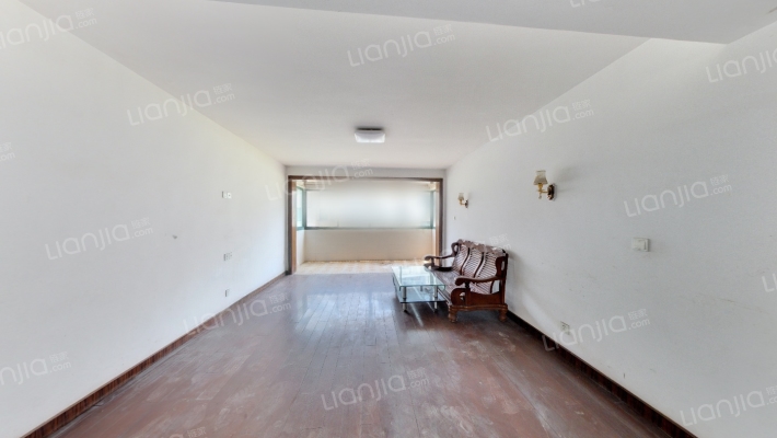 秦峰花园二村二手房实景图