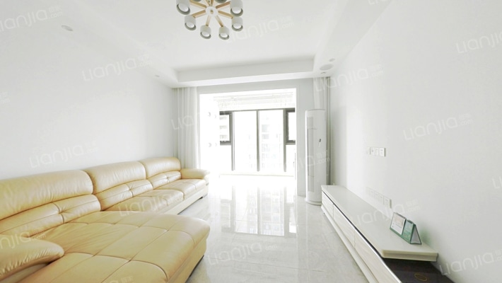 南山湖一号二手房实景图