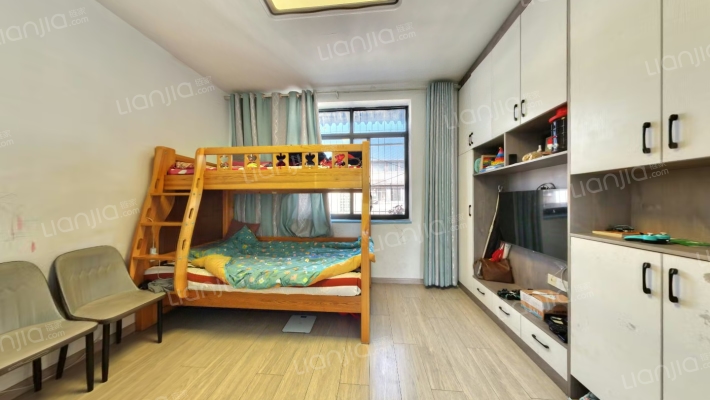 中央花园一期二手房实景图