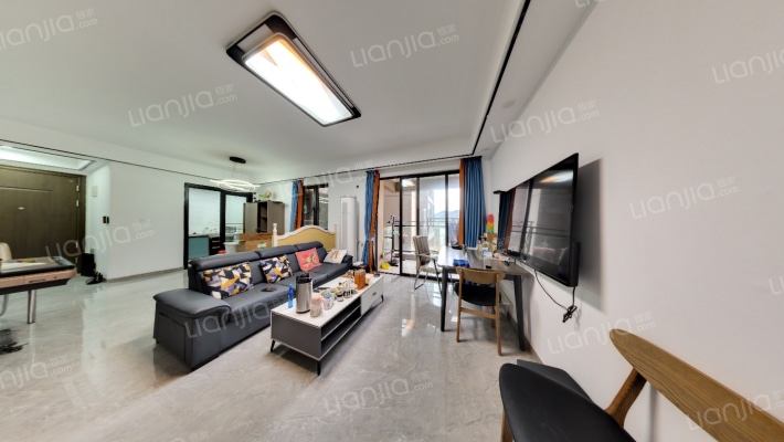 保利香槟苑 二手房实景图