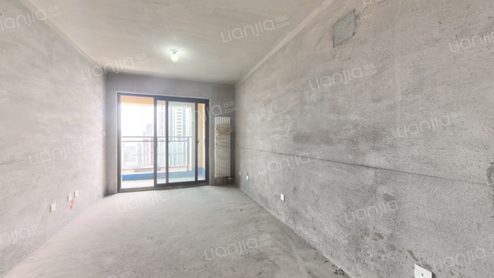 溢彩年华一号院（二期）二手房实景图