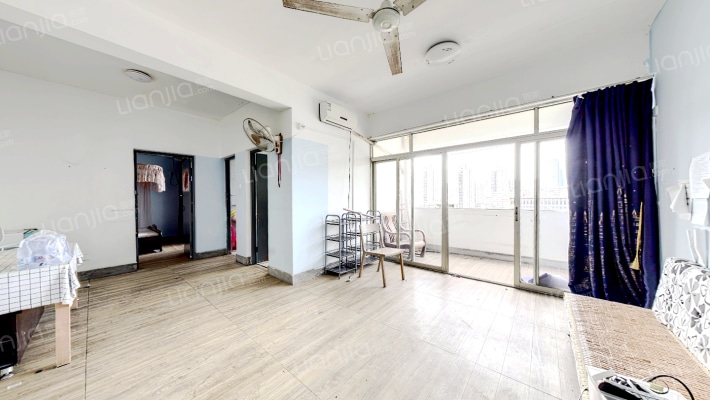 地质勘查局生活区二手房实景图