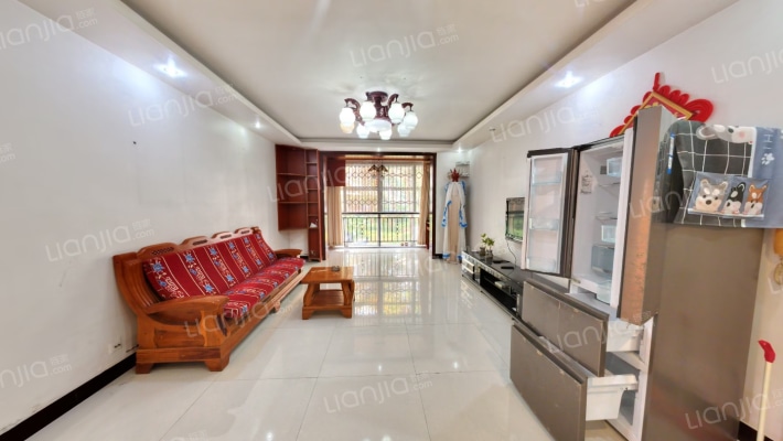 世外桃源二手房实景图