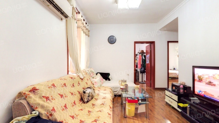 钢花新村111街二手房实景图