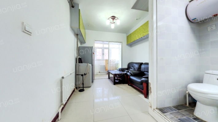 铁百小区二手房实景图