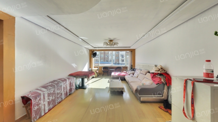 新月山庄A区二手房实景图