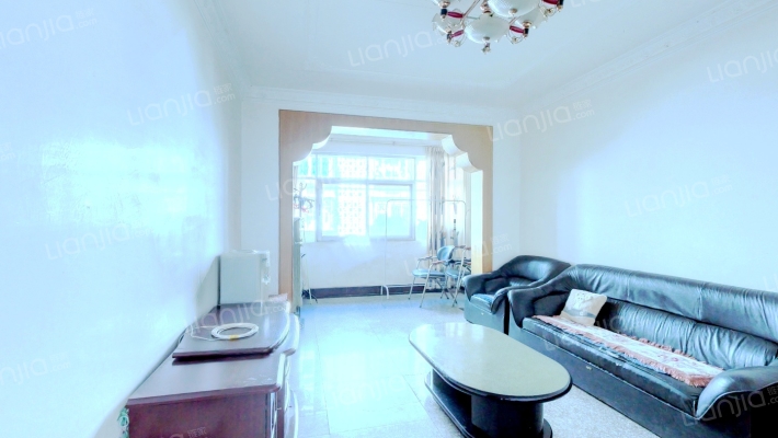 鸿运小区三组团二手房实景图