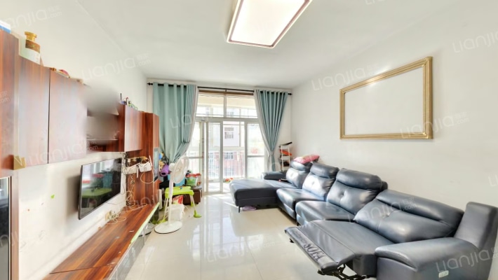 黄金海岸二手房实景图